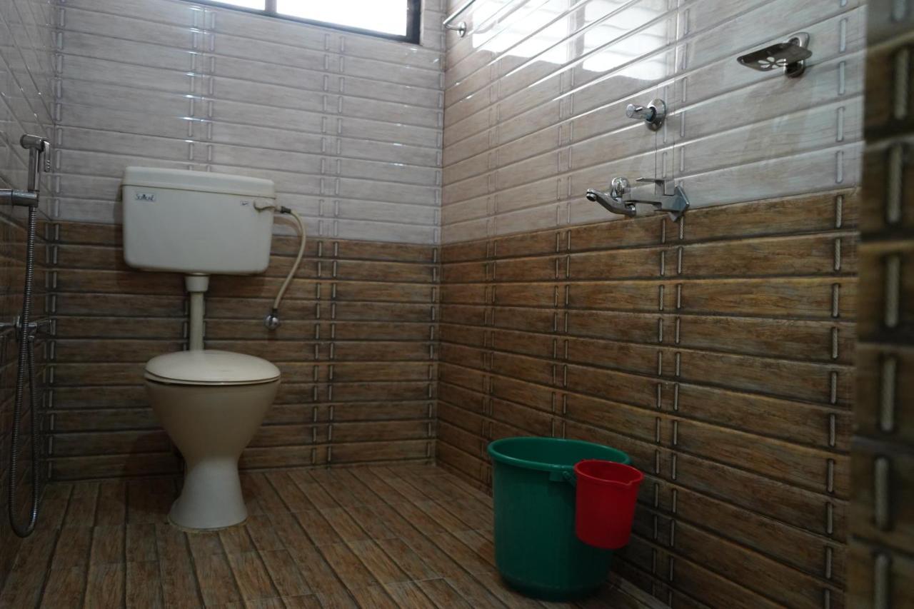 Sangeetha Tourist Home Thiruvananthapuram Eksteriør bilde
