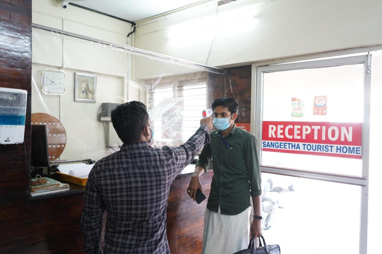 Sangeetha Tourist Home Thiruvananthapuram Eksteriør bilde